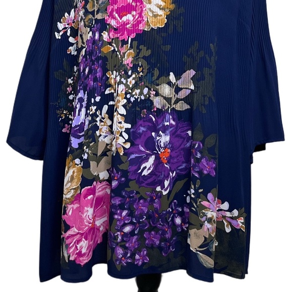 Catherines Floral Sz 2X Bloomcore Pleated Organza Navy Blue Blouse - Picture 9 of 10